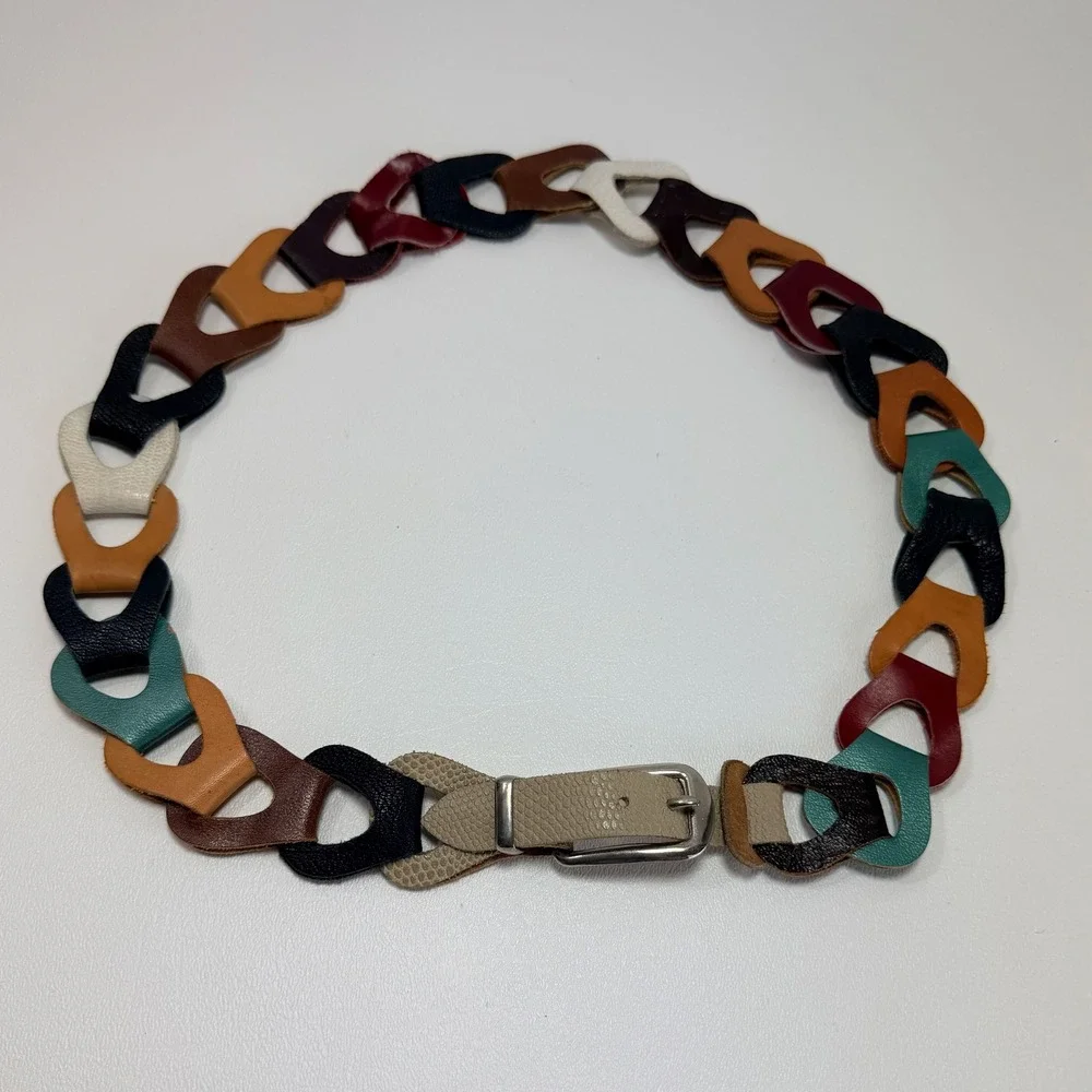 Vintage Womans Small Interlocking Multi-colored Leather Link Belt